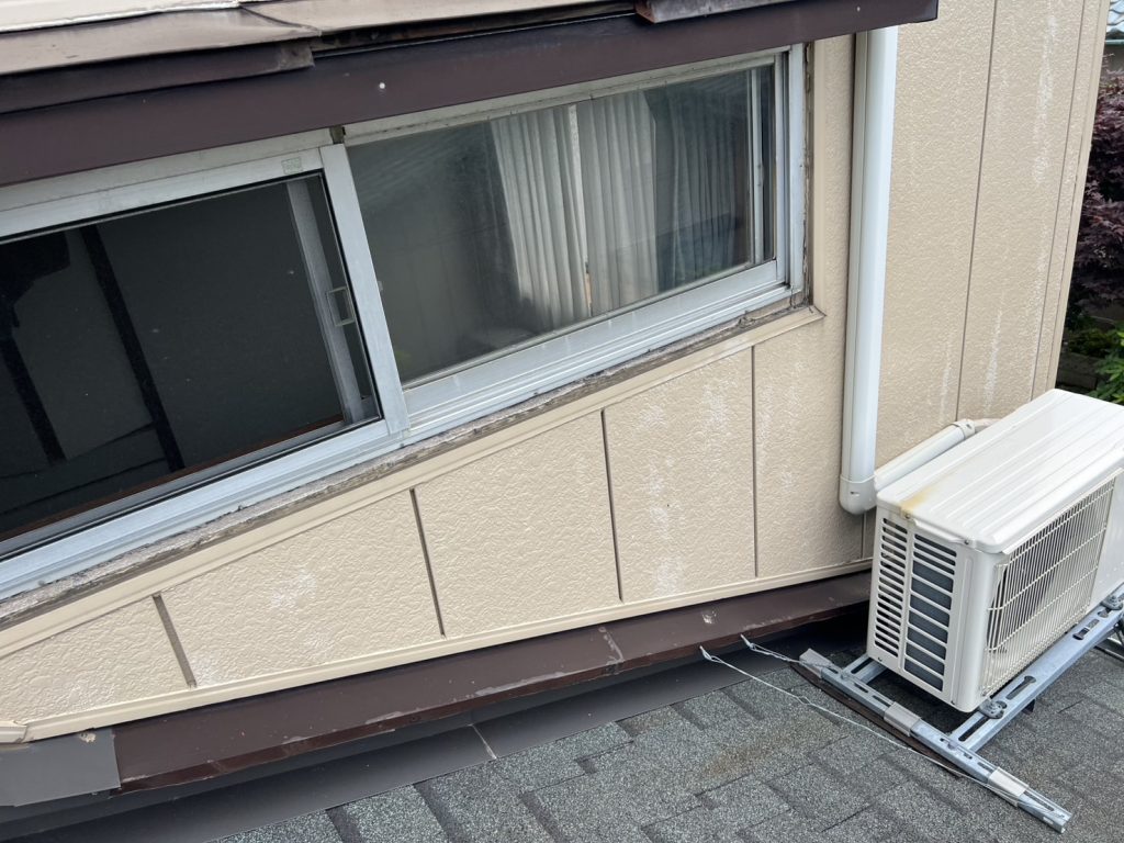 縁側上の屋根全体
