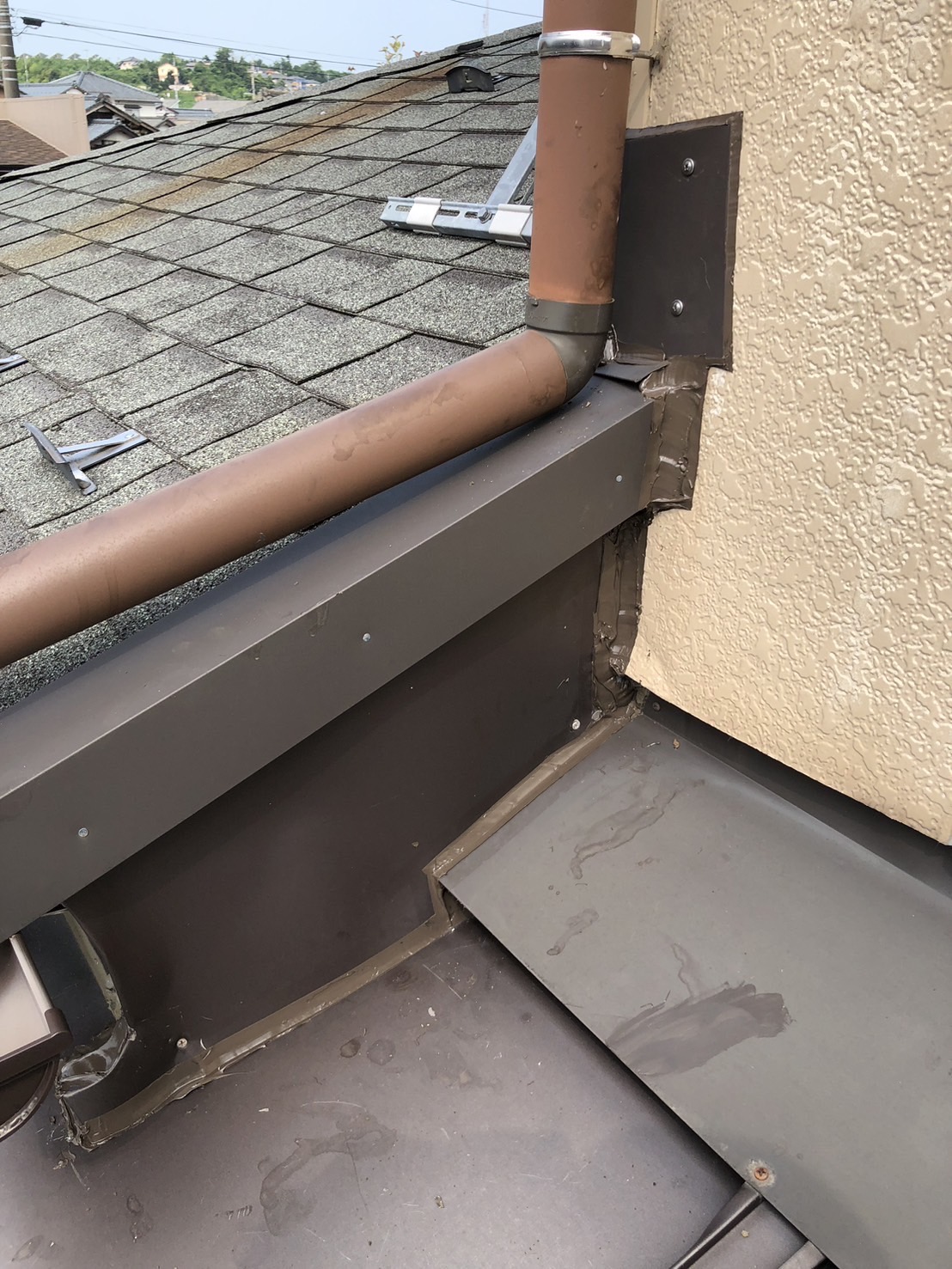 土居板金補修工事