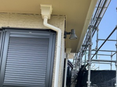 生駒市大和ハウス住宅竪樋を新しく設置