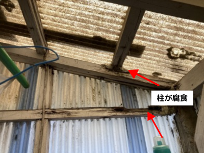 大和郡山市波板の柱が腐食している