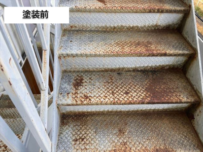 香芝市工場階段錆び