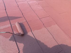 屋根　上塗り２回目塗装