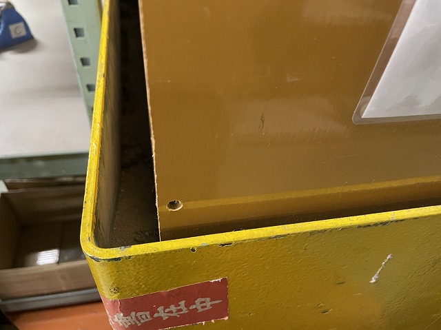 破損によるズレ