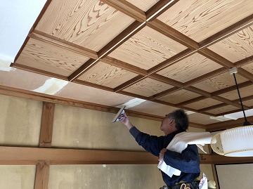 天井板張り替え