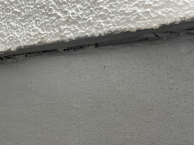 ベランダの床との取り合い