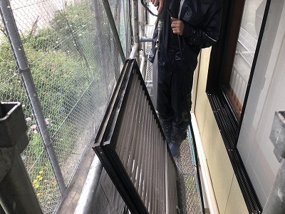 雨戸裏　洗浄