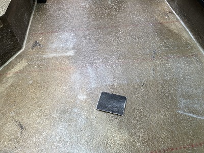 FRP防水樹脂　ケレン、ペーパー掛け