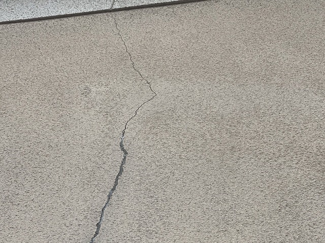 外壁のクラック現状