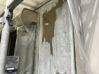 外壁　下塗り塗装