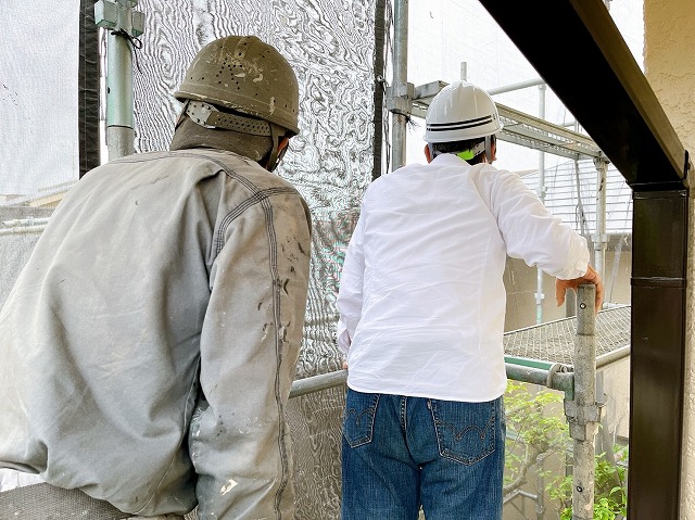 屋根　点検風景