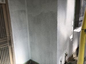 外壁　下塗り塗装完了