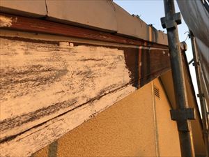 破風板　下地処理