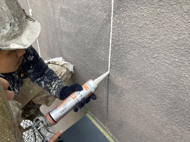 外壁　コーキング施工