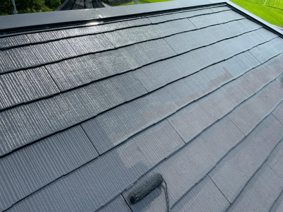 屋根　上塗り２回目塗装