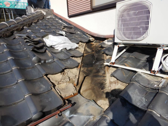 既存の谷板金撤去