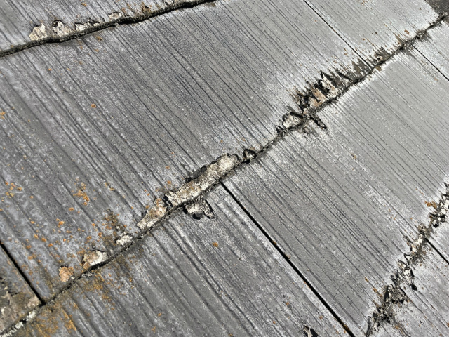 屋根材の剥がれ