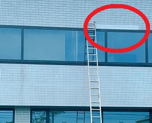 タイル貼り替えてる部分