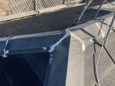 棟板金コーキング