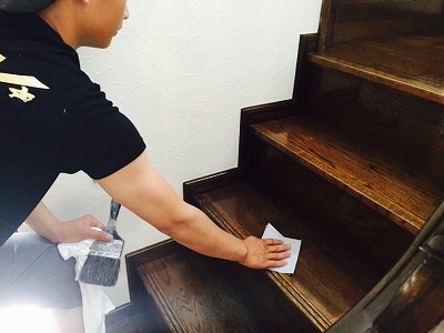 階段　拭き掃除