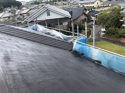 屋根の仕上げ1回目