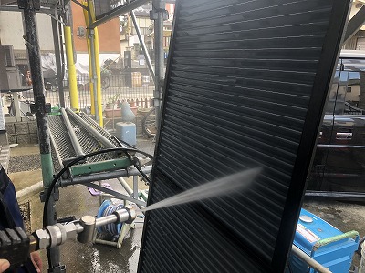 雨戸裏　洗浄
