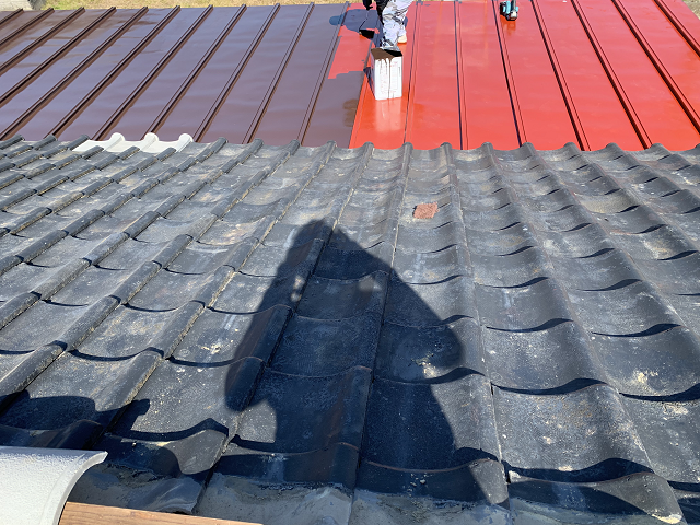 長尺屋根　塗装　瓦棒