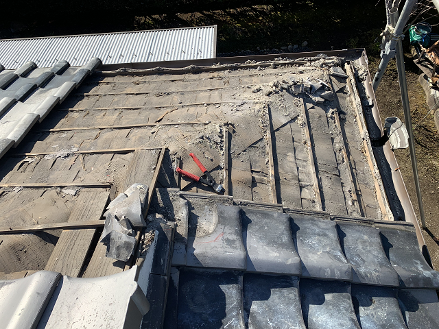 隅棟　取り直し　雨漏り