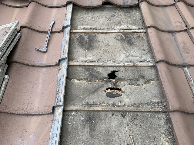 雨漏り補修　部分葺き直し