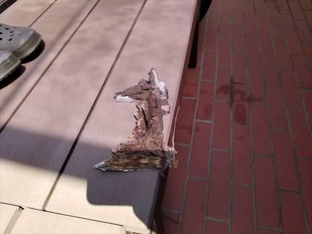 20190407_破風板腐食落下物