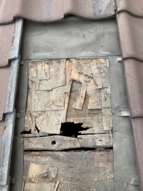 雨漏り補修　部分葺き直し