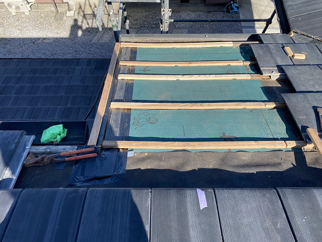 雨漏り　破風板　ケラバ