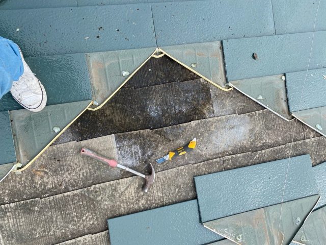 屋根雨漏れカバー工法