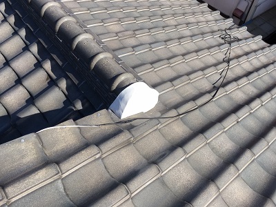 雨漏れしている箇所の屋根写真