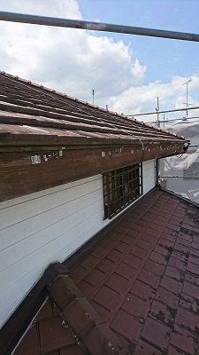 ステンレス製の金具を取り付けた後