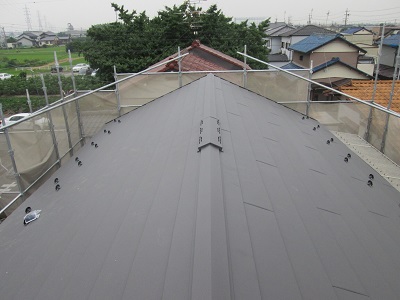 葺き替え後の屋根全体