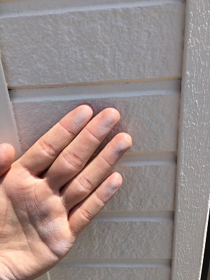 5年前に塗装をしたお宅のチョーキングを確認