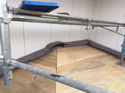 屋根　コンパネ　施工