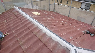 南蛮漆喰を入れた棟