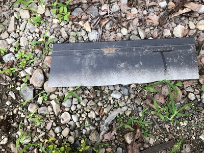 破風によって外れてしまったカバーの様子