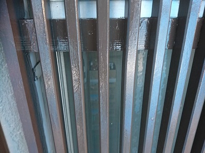 外壁塗装工事中の様子