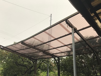 破損してしまった波板交換工事施工後の様子