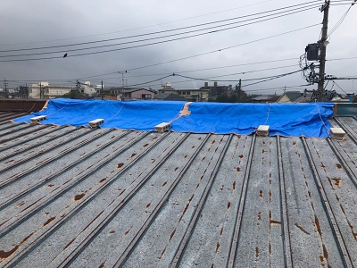 台風被害をうけたお宅の屋根の様子