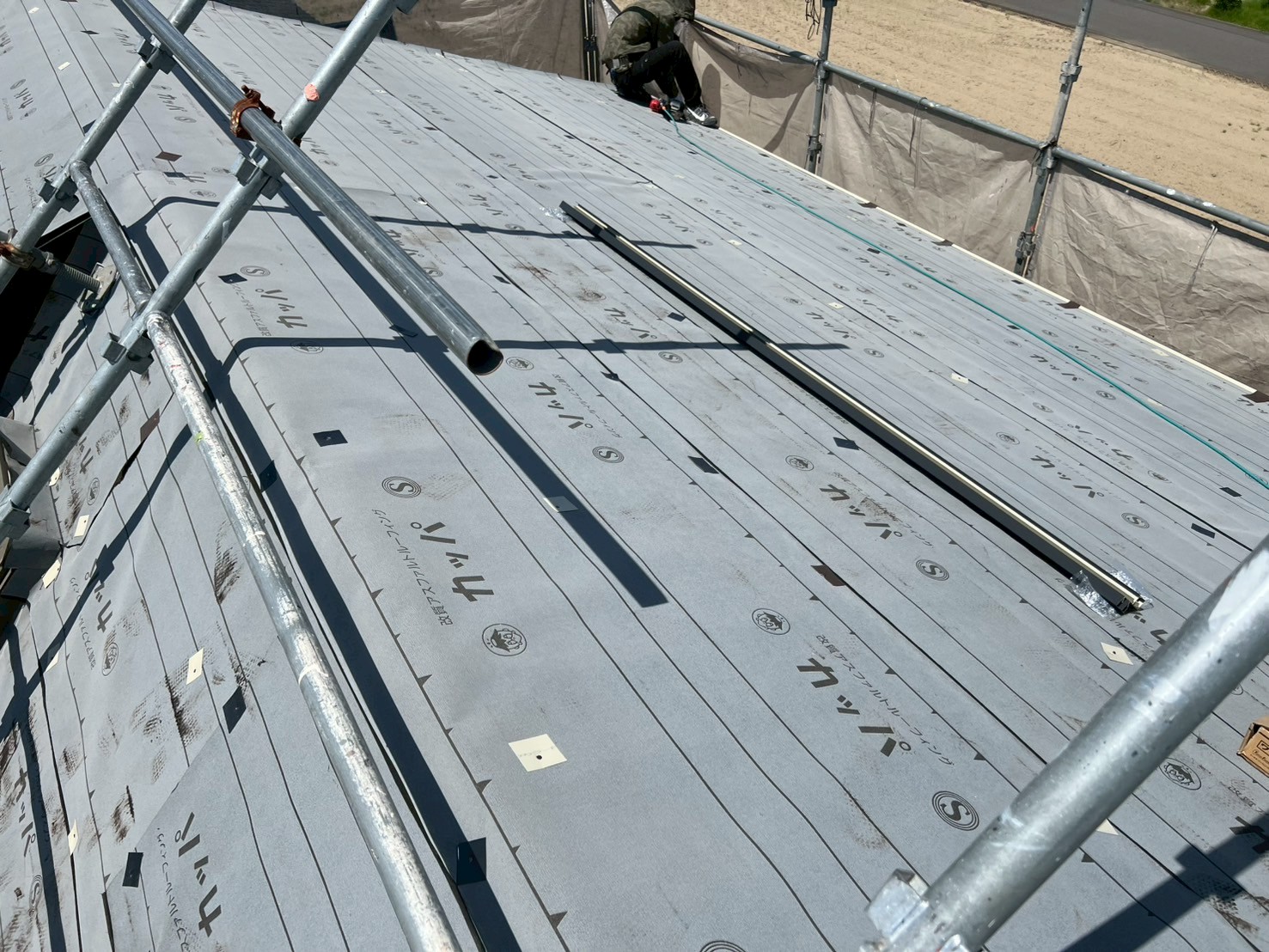 カバー工事　施工中