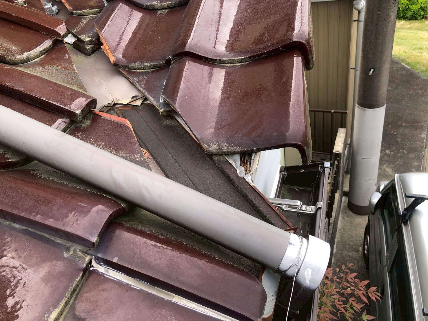 谷板金　施工前