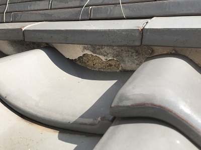 屋根　漆喰　剥がれ