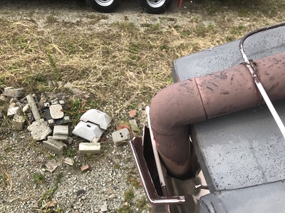 雨樋　集水器　割れ