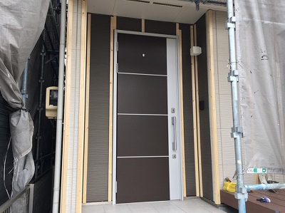 金属サイディング　施工中