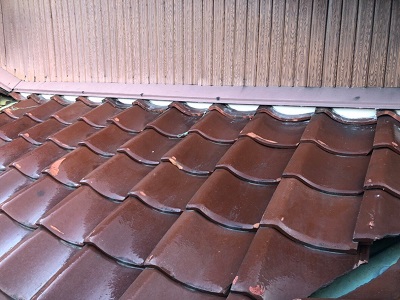 漆喰と瓦止め工事の施工後の様子