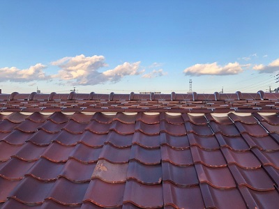 漆喰と瓦止め工事の施工後の様子