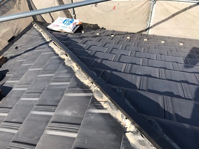 台風被害による屋根工事の様子